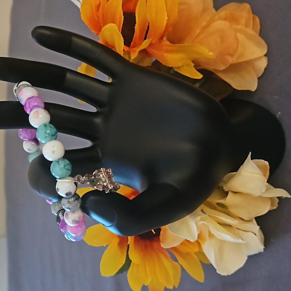 NWOT Fairie Castle Charm Memory Wire Bracelet  -  1037